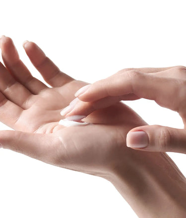 Illustrious Hand Cream SPF 15 Home Product