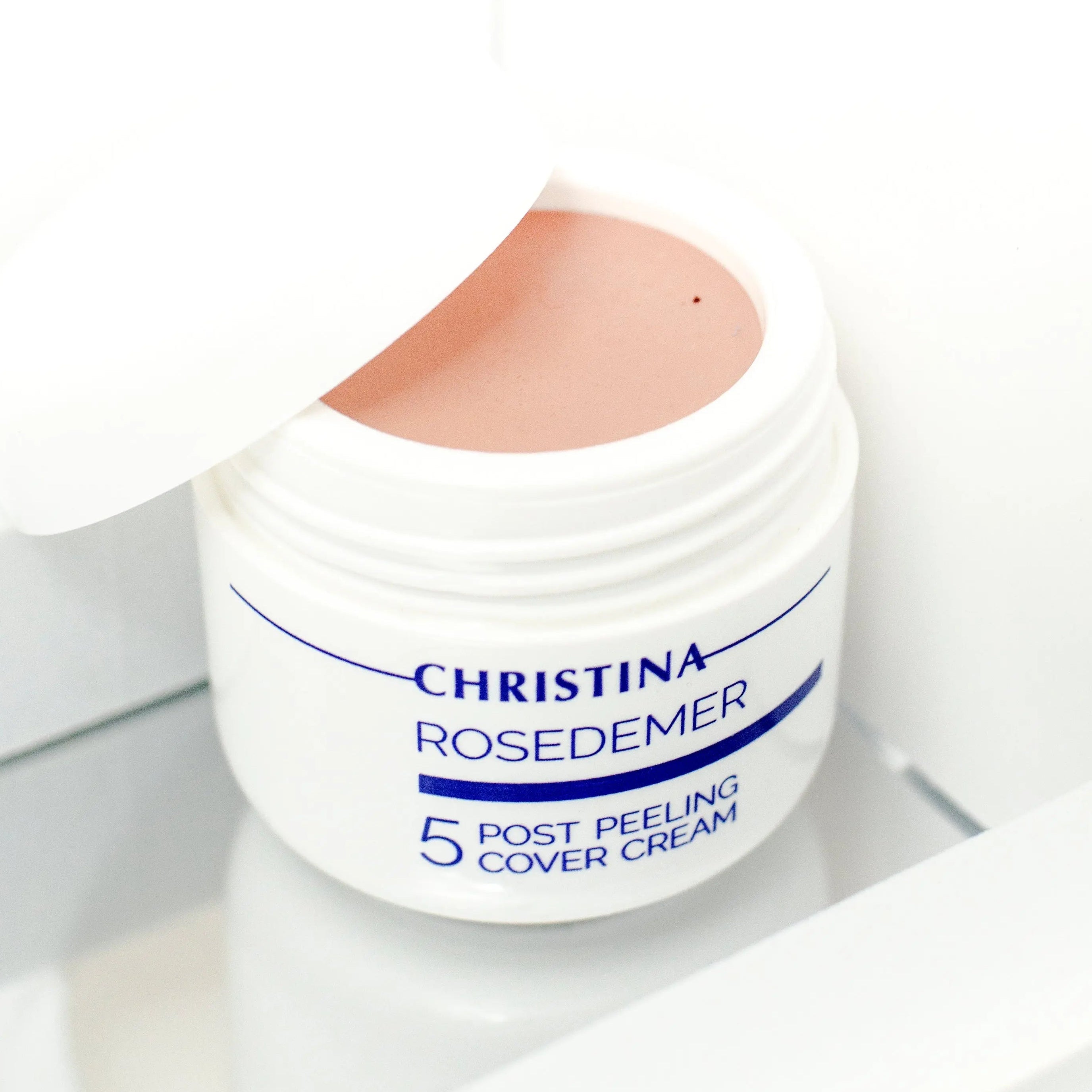 L’ESSENTIEL (THERASKIN+HA – COVER CREAM) Christina Cosmeceuticals